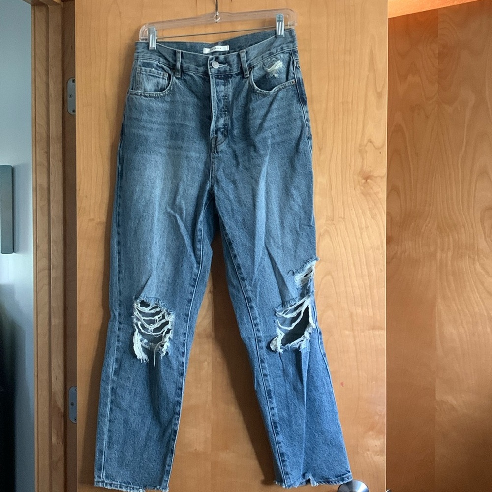 Used but barely-to-never worn size 27 inseam 25 jeans